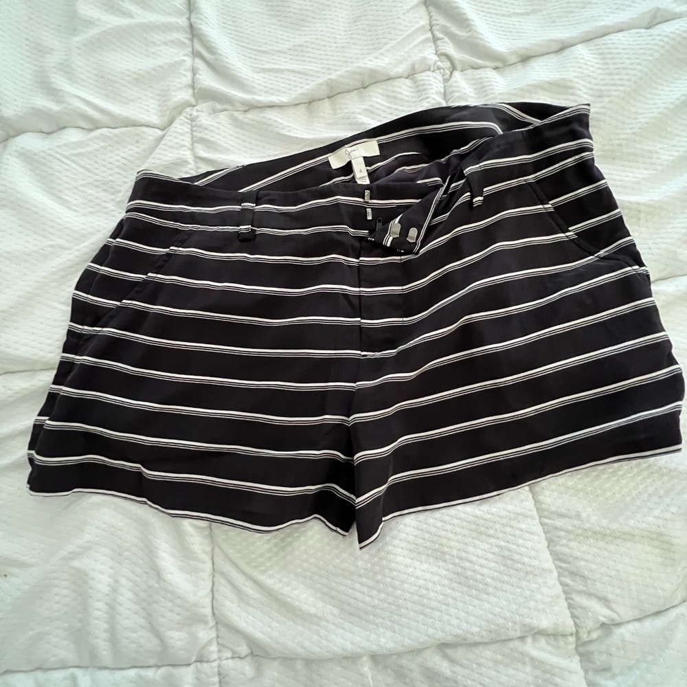 Light weight shorts Joie